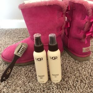 Pink Bailey Bow Uggs Size 7